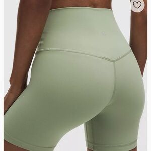 lululemon Align High-Rise Short 6" Sz 14 Fog Green Yoga Fitness Workout Bike
